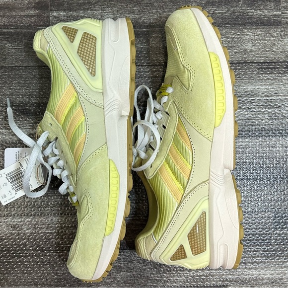 NWT Men’s Size 8 Adidas Originals ZX 8000 Sneakers in Yellow Tint H02119 - Picture 8 of 8